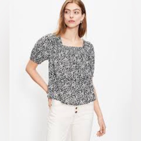 LOFT NWOT Palm Smocked Square Neck Top - Picture 1 of 7